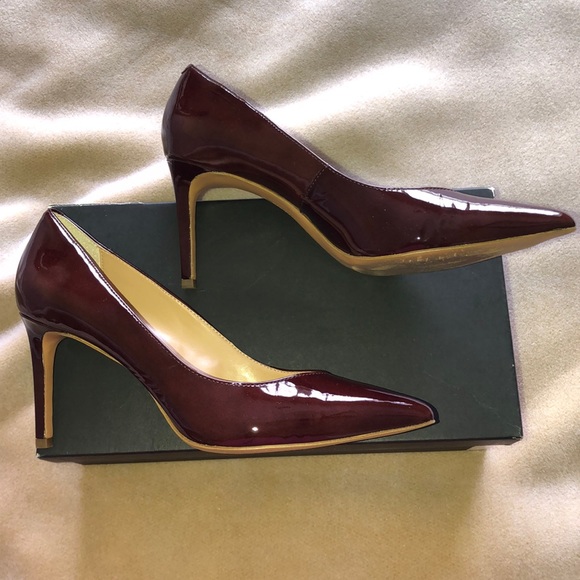 Super Comfortable heels you can last all day in! - Picture 3 of 5